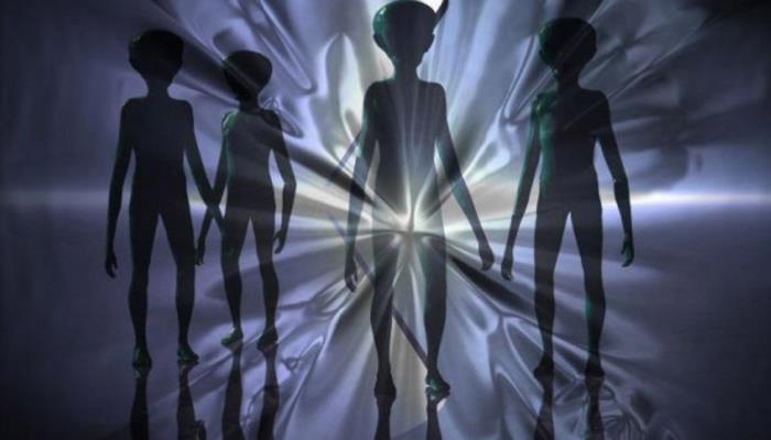 Vidente asegura que el contacto extraterrestre podría ser inminente